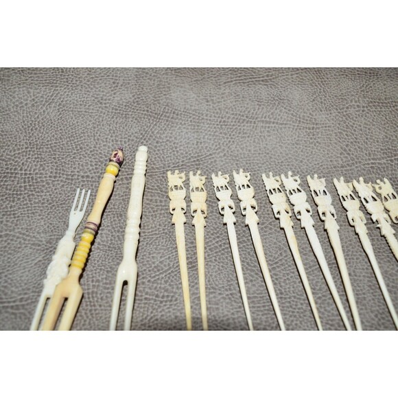 Vtg mixed lot Barware Celluloid plastic Cocktail Picks Appetizer Asian Lattice - Picture 11 of 11